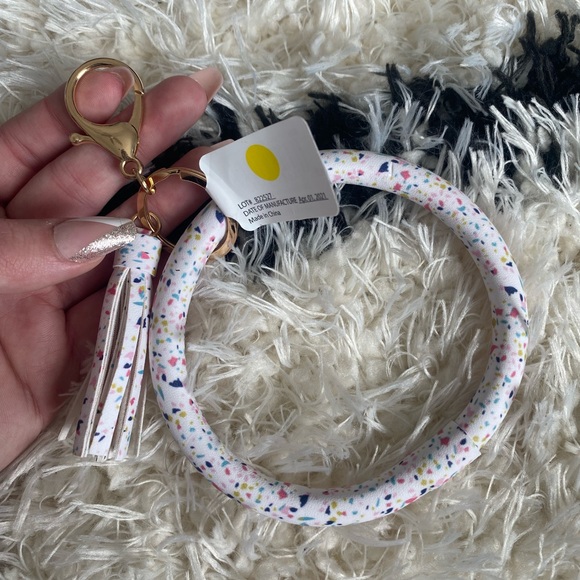 NWT KEY/PURSE RING - Picture 2 of 2